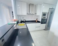 Resale - Apartamento - Punta Prima