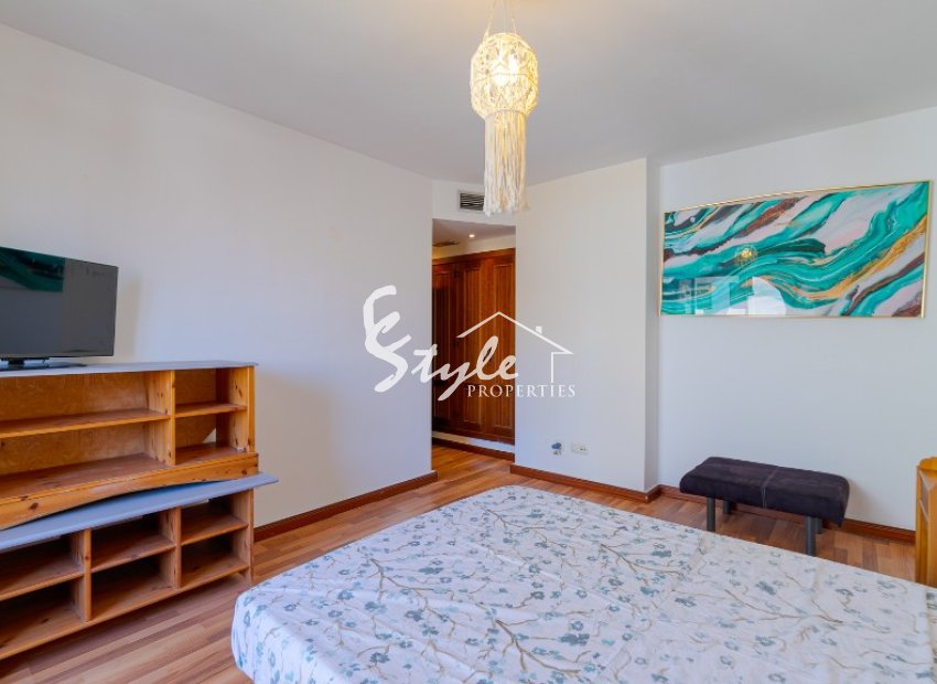 Resale - Apartamento - Punta Prima