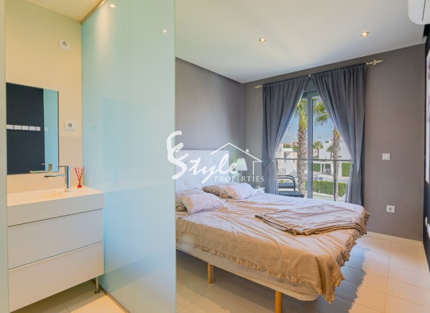 Resale - Apartamento - Punta Prima