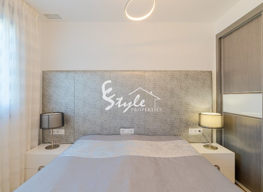 Resale - Apartamento - Punta Prima