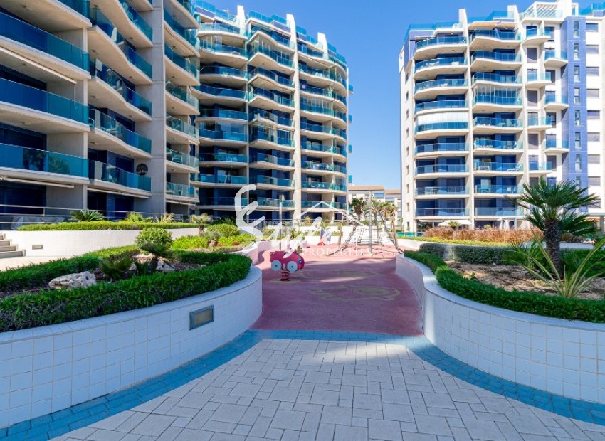 Resale - Apartamento - Punta Prima