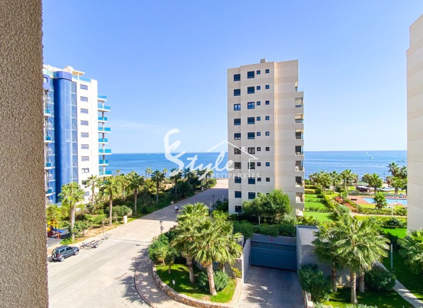 Resale - Apartamento - Punta Prima
