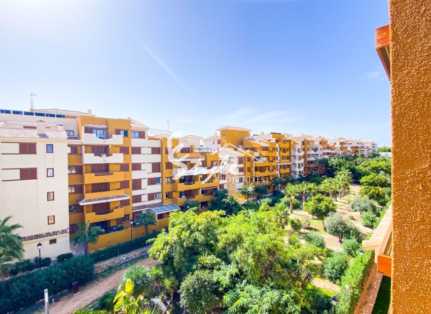 Resale - Apartamento - Punta Prima