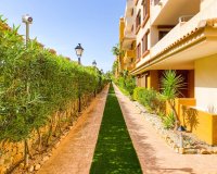 Resale - Apartamento - Punta Prima