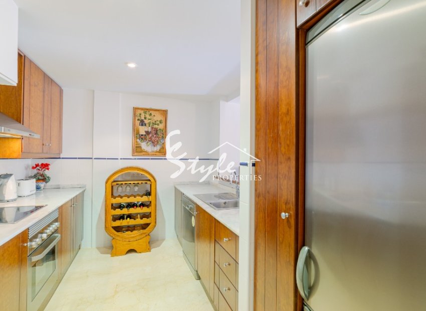 Resale - Apartamento - Punta Prima