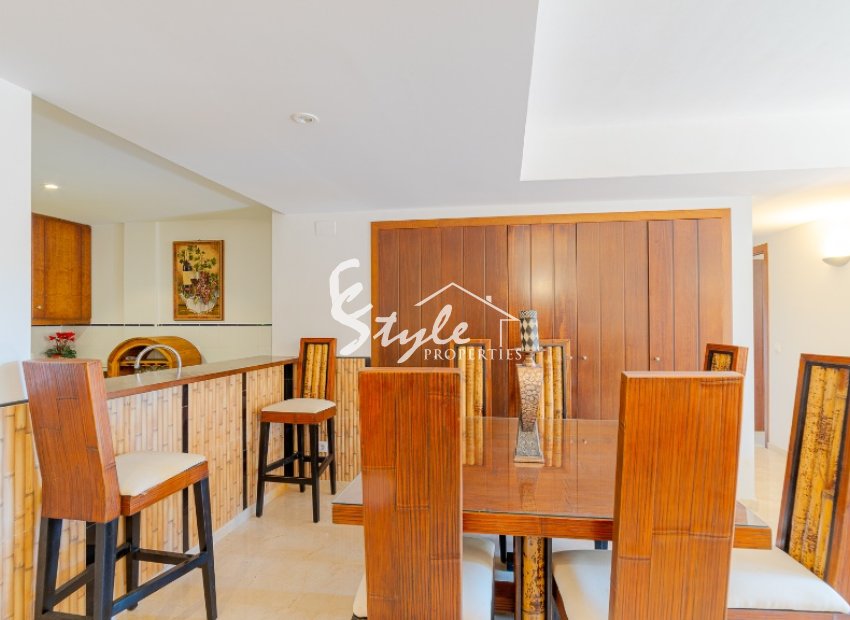 Resale - Apartamento - Punta Prima