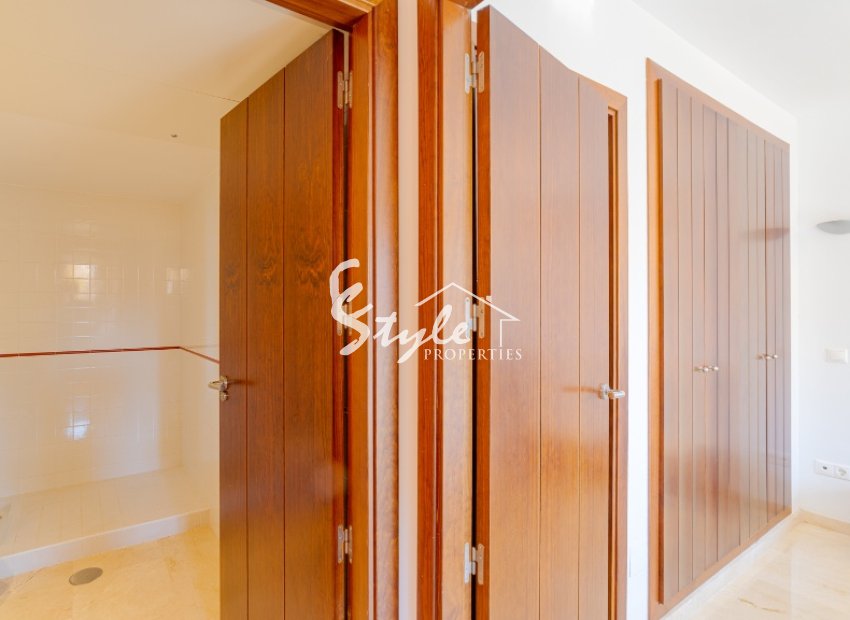 Resale - Apartamento - Punta Prima