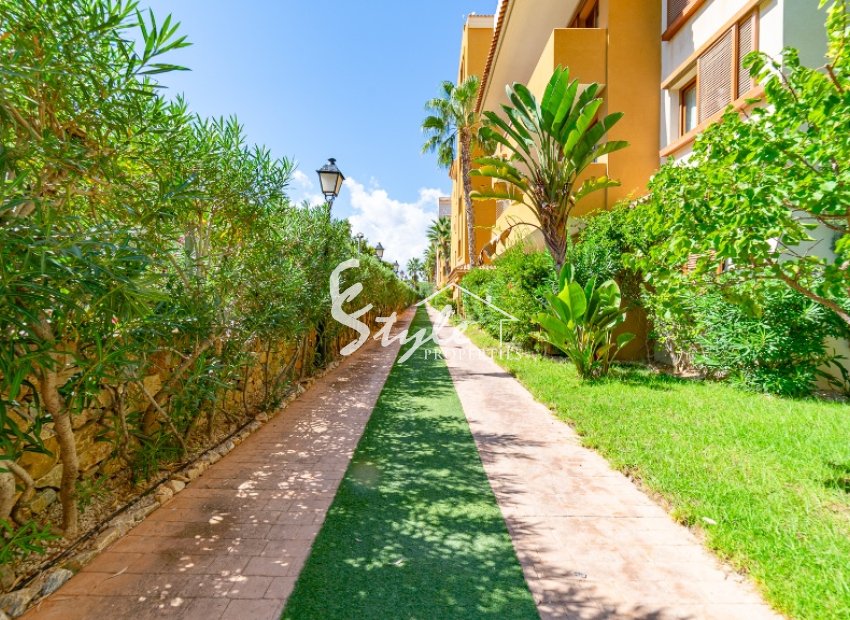 Resale - Apartamento - Punta Prima