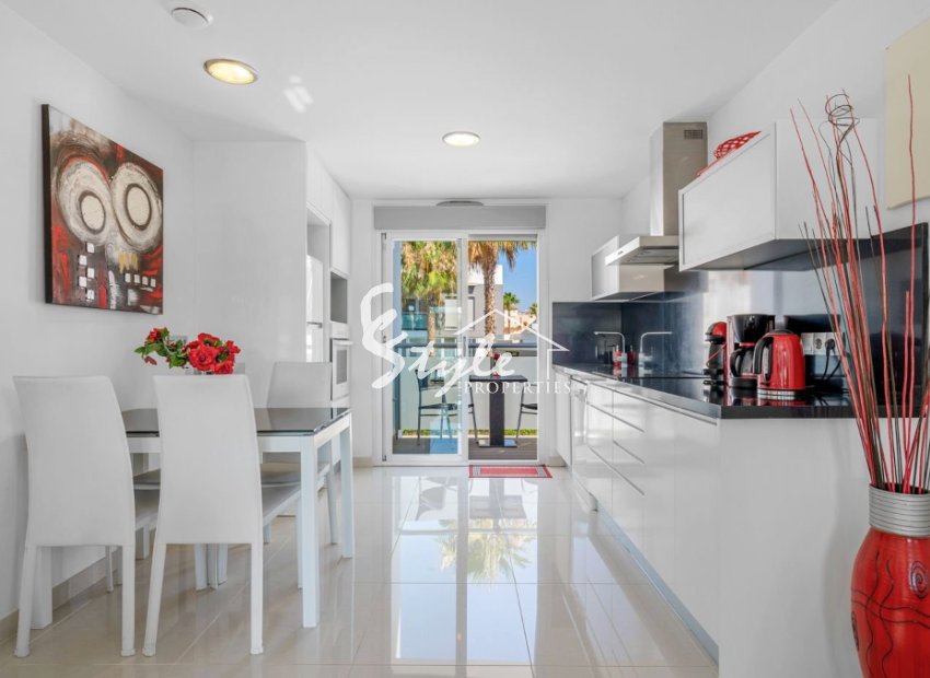 Resale - Apartamento - Punta Prima