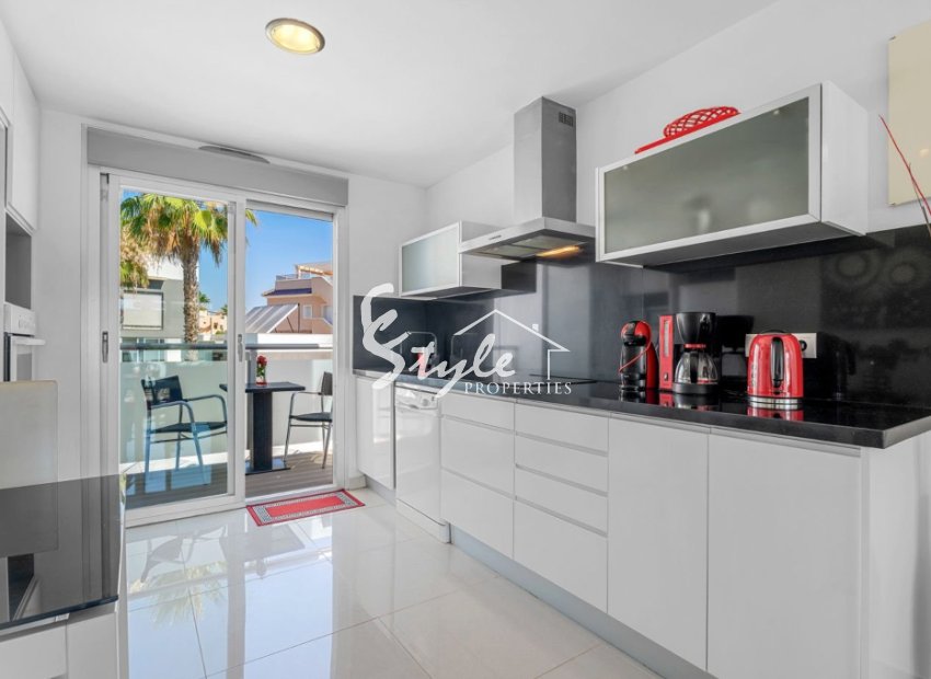 Resale - Apartamento - Punta Prima