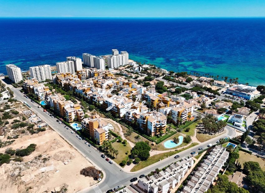 Resale - Apartamento - Punta Prima