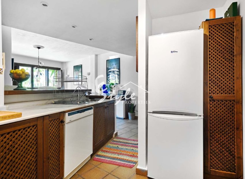 Resale - Apartamento - Punta Prima