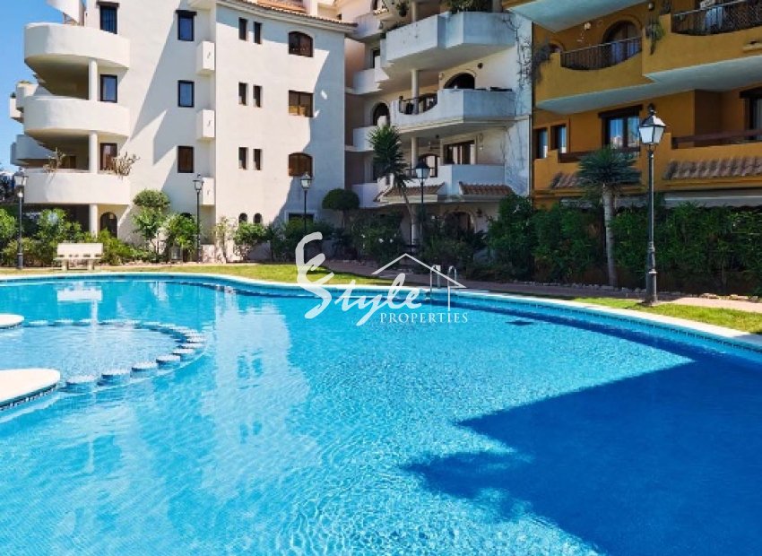 Resale - Apartamento - Punta Prima