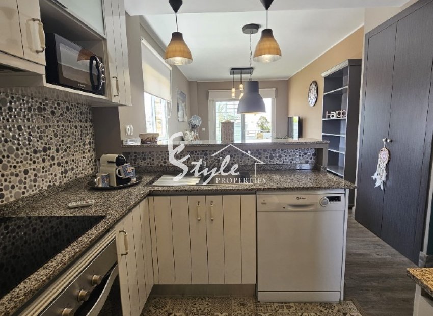 Resale - Apartamento - Punta Prima