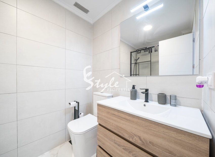 Resale - Apartamento - Punta Prima