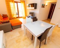 Resale - Apartamento - Punta Prima