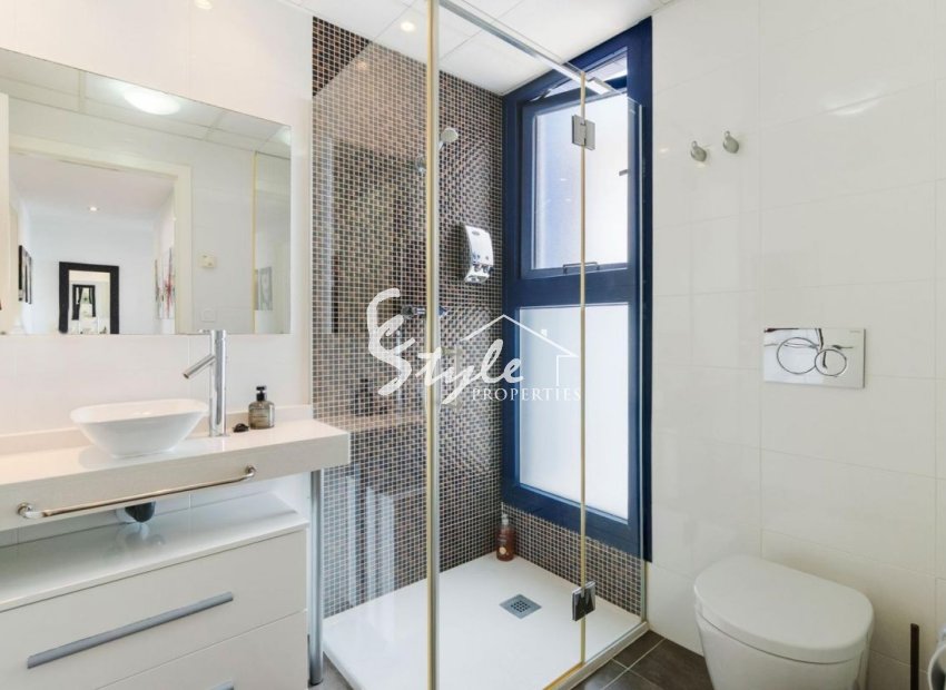 Resale - Apartamento - Punta Prima