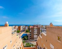 Resale - Apartamento - Punta Prima