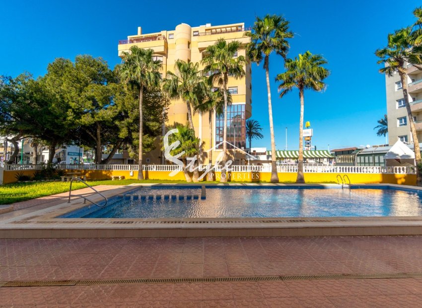 Resale - Apartamento - Punta Prima