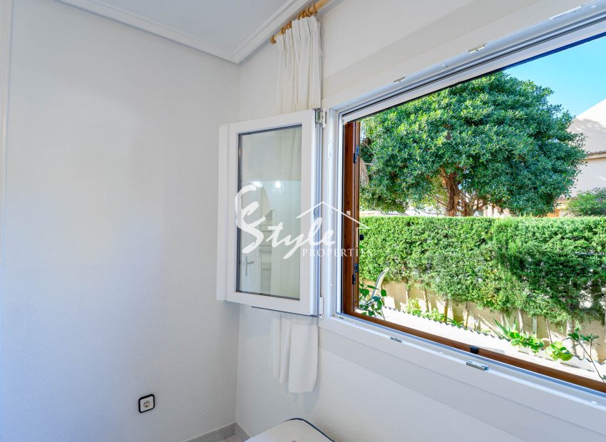 Resale - Apartamento - Punta Prima