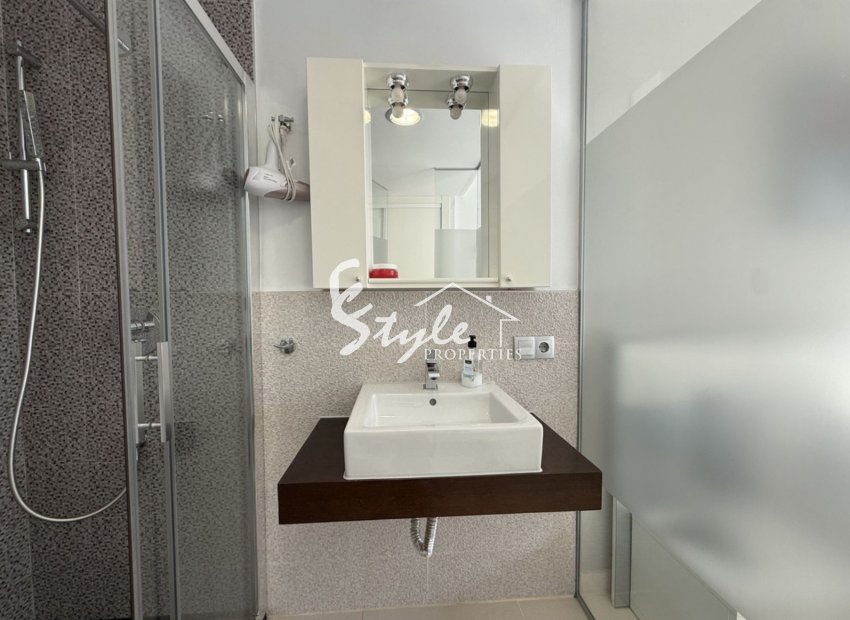 Resale - Apartamento - Punta Prima