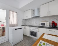 Resale - Apartamento - Punta Prima