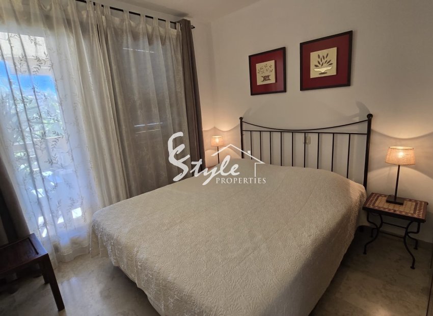 Resale - Apartamento - Punta Prima