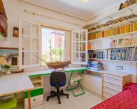 Resale - Apartamento - Punta Prima