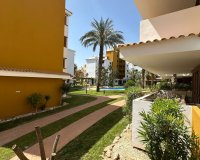 Resale - Apartamento - Punta Prima