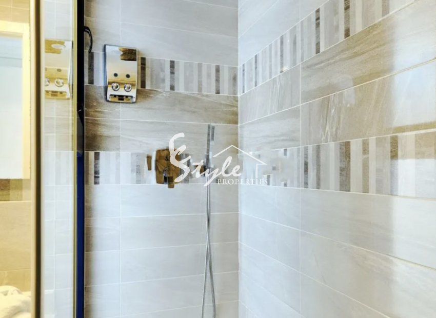 Resale - Apartamento - Punta Prima