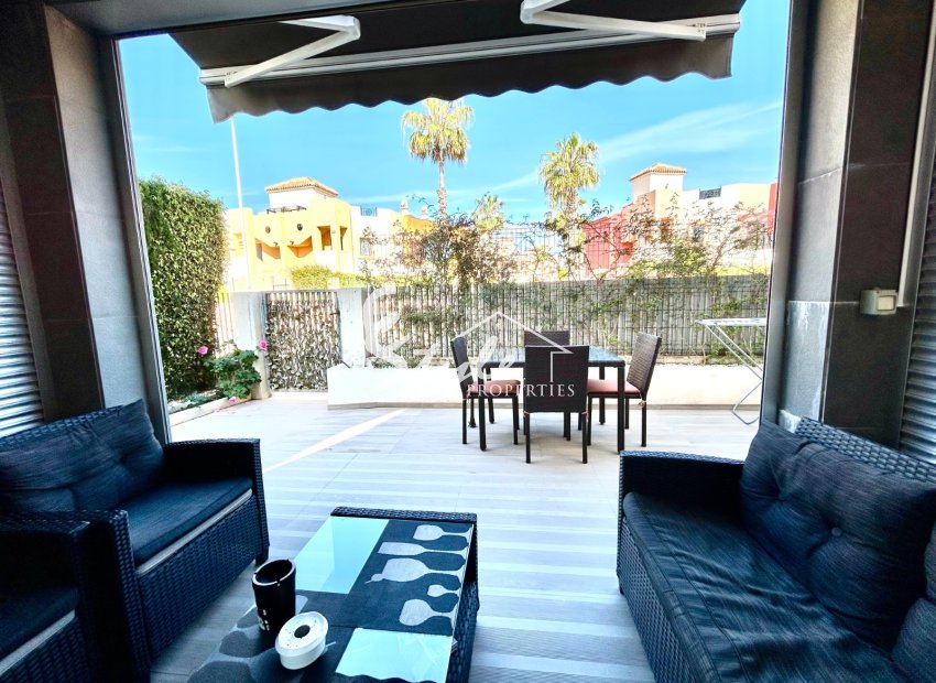 Resale - Apartamento - Punta Prima