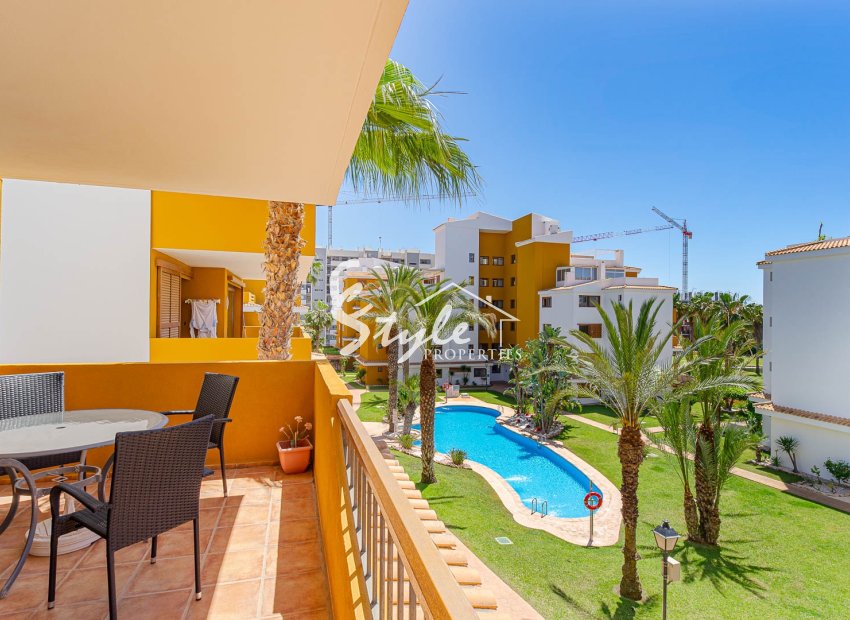 Resale - Apartamento - Punta Prima