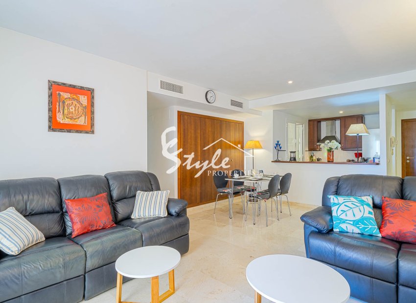 Resale - Apartamento - Punta Prima