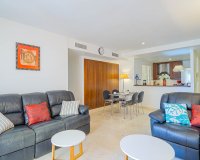Resale - Apartamento - Punta Prima