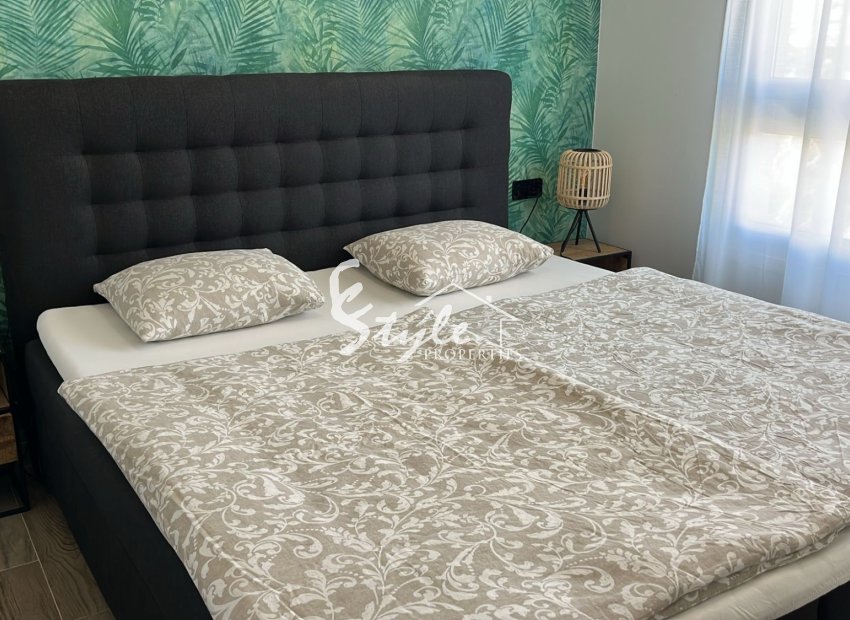 Resale - Apartamento - Punta Prima