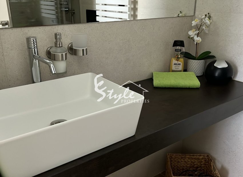 Resale - Apartamento - Punta Prima