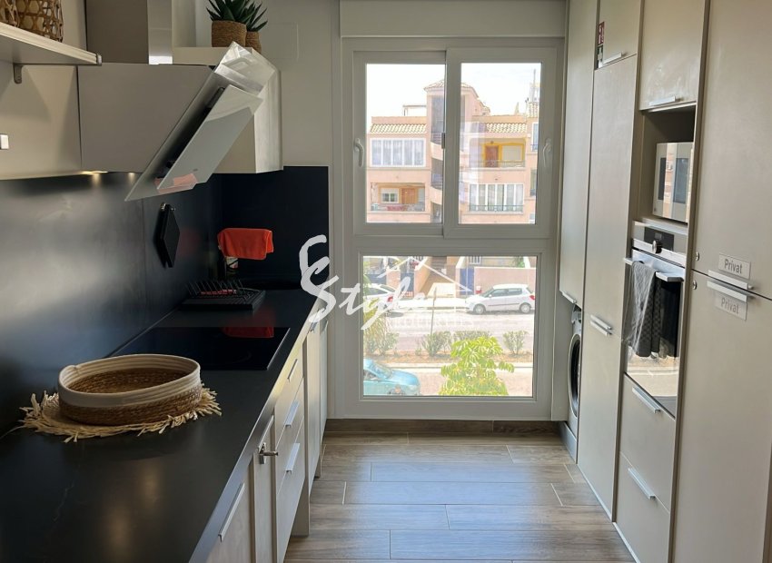 Resale - Apartamento - Punta Prima