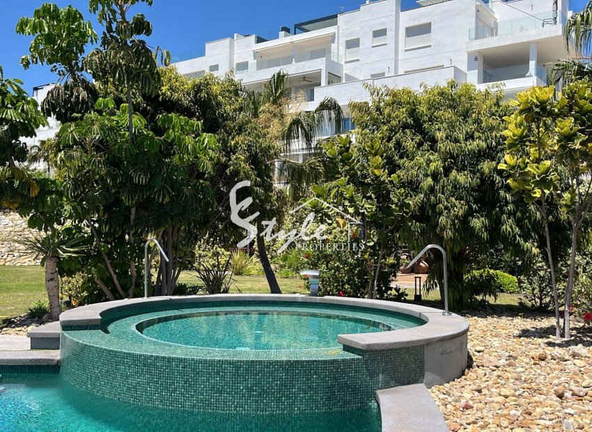 Resale - Apartamento - Punta Prima