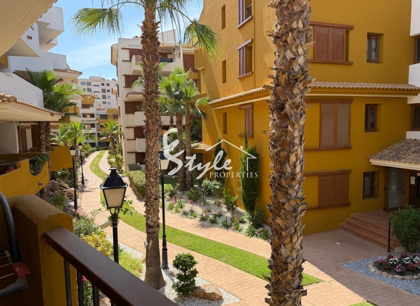 Resale - Apartamento - Punta Prima