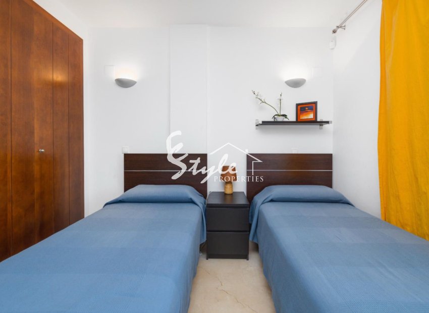 Resale - Apartamento - Punta Prima