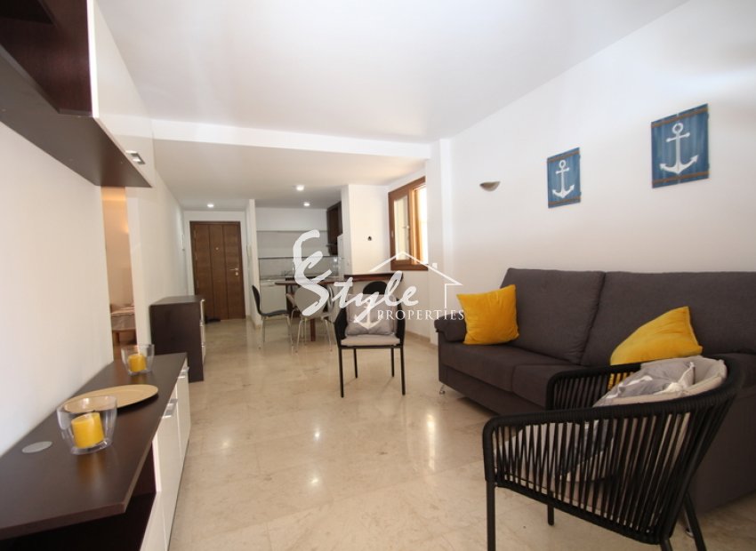 Resale - Apartamento - Punta Prima