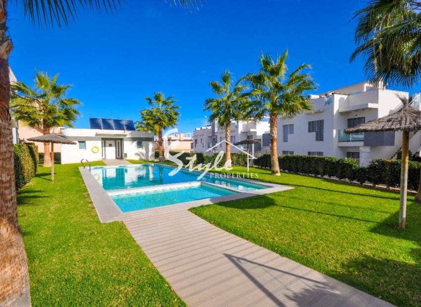 Resale - Apartamento - Punta Prima