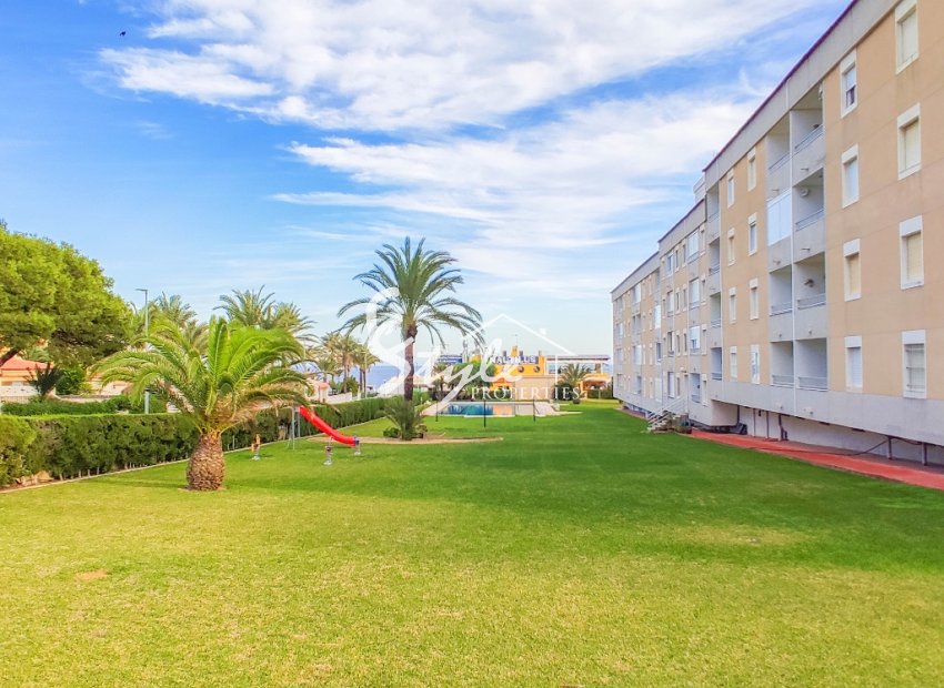Resale - Apartamento - Punta Prima