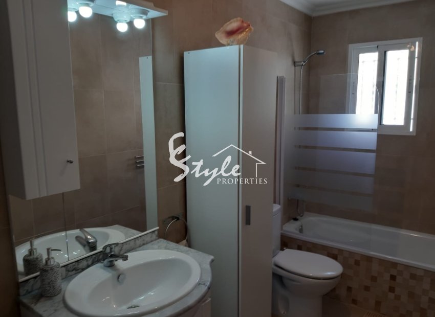 Resale - Apartamento - Punta Prima