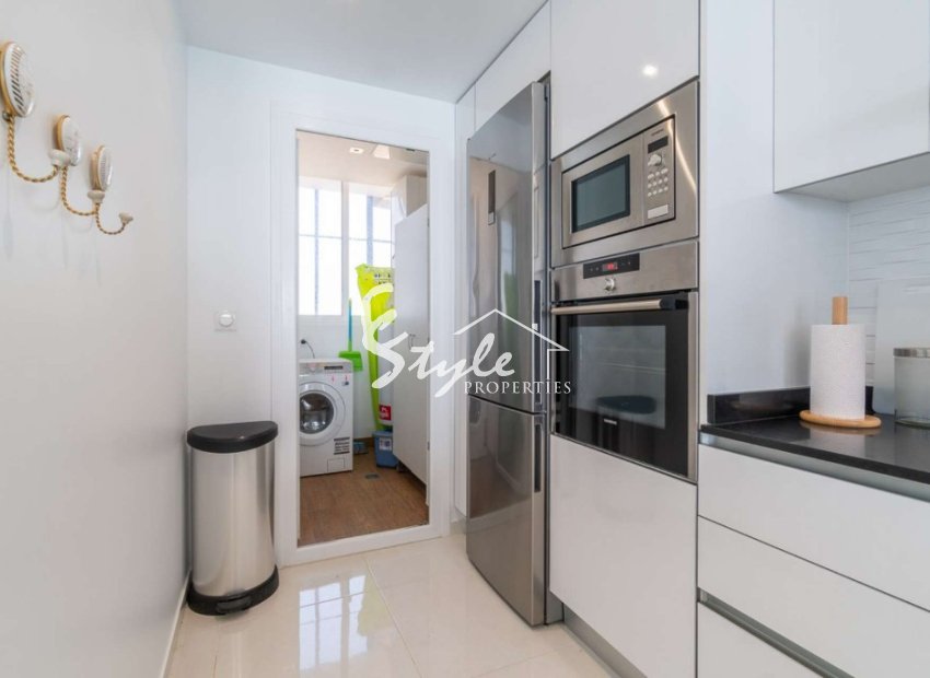 Resale - Apartamento - Punta Prima