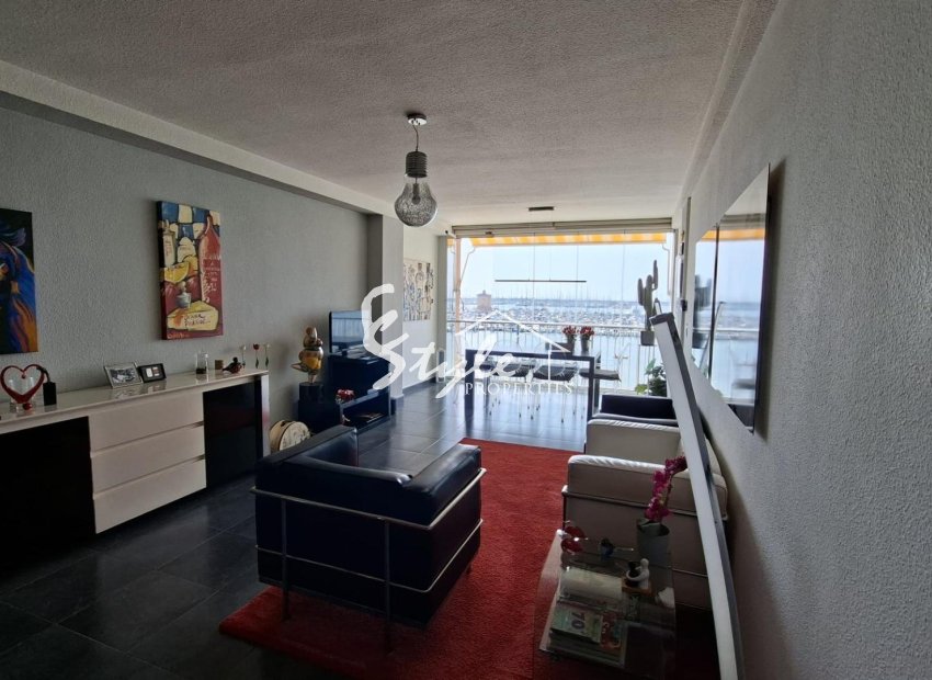 Resale - Apartamento - Torrevieja - Acequion