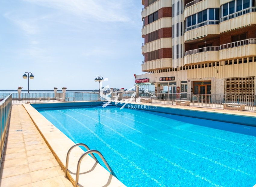 Resale - Apartamento - Torrevieja - Acequion
