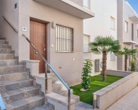 Resale - Apartamento - Torrevieja - Aguas Nuevas