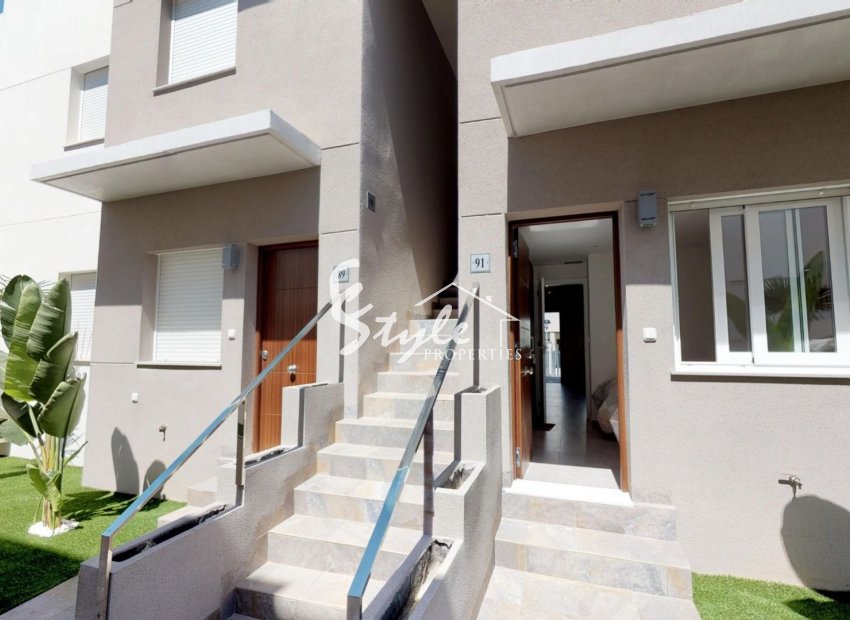 Resale - Apartamento - Torrevieja - Aguas Nuevas