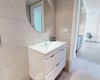 Resale - Apartamento - Torrevieja - Aguas Nuevas
